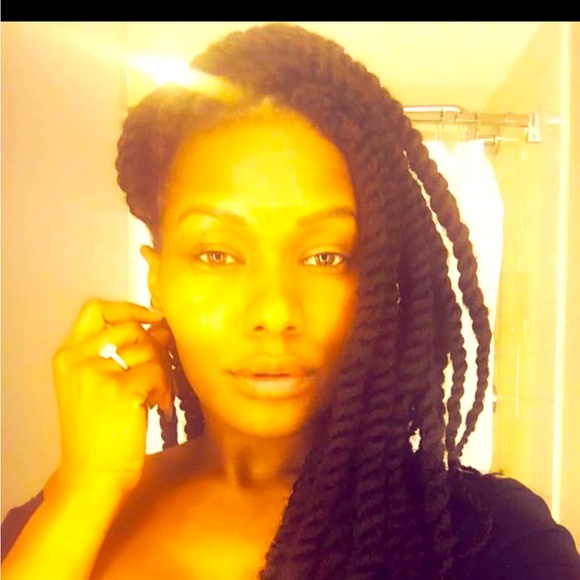 Meet your Posher, Heather - Picture 1 of 1